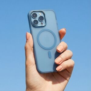 iPhone 16 Pro Max Sky Blue Magnetic Matte Case